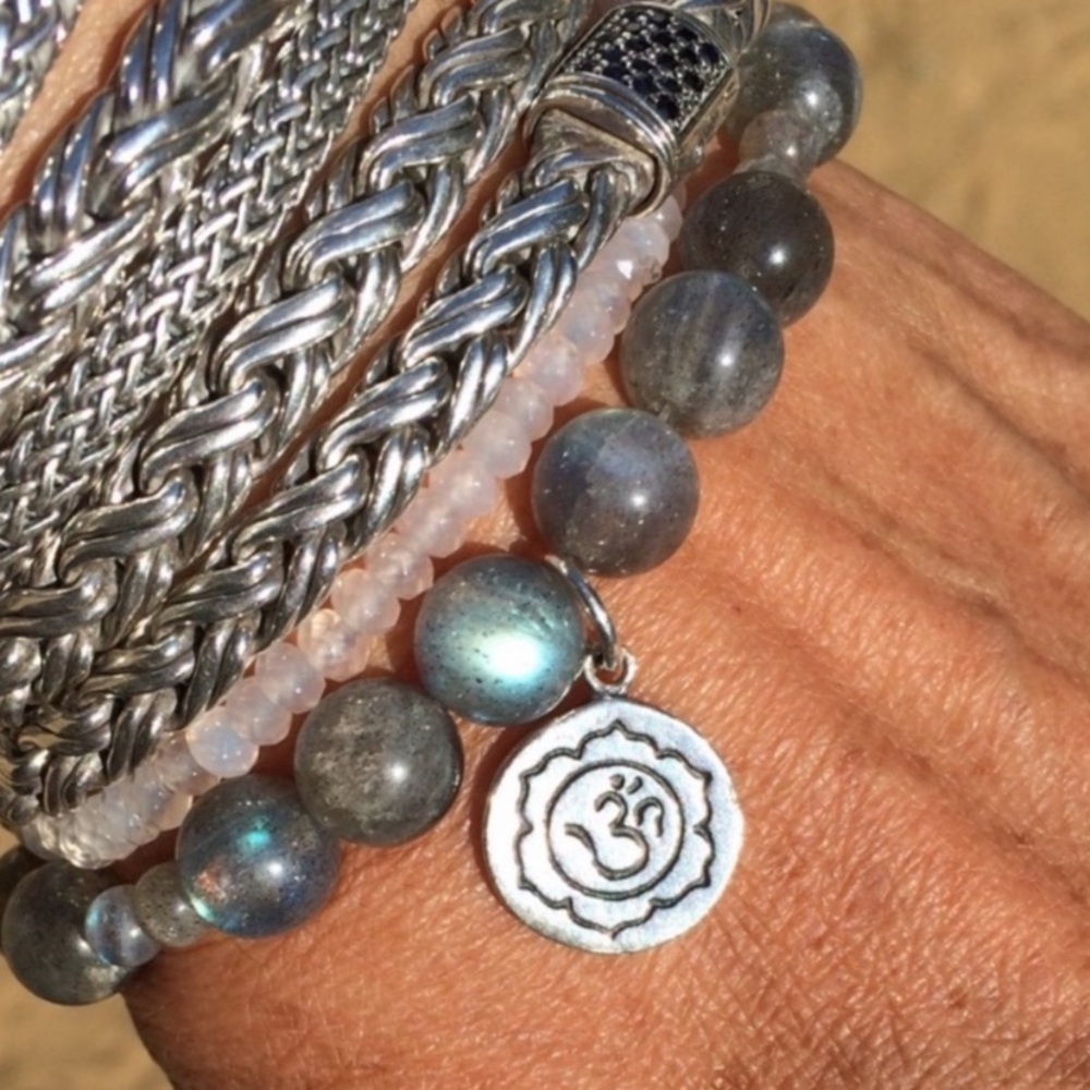 ✨HOST PICK✨ Labradorite Aromatherapy Bracelet